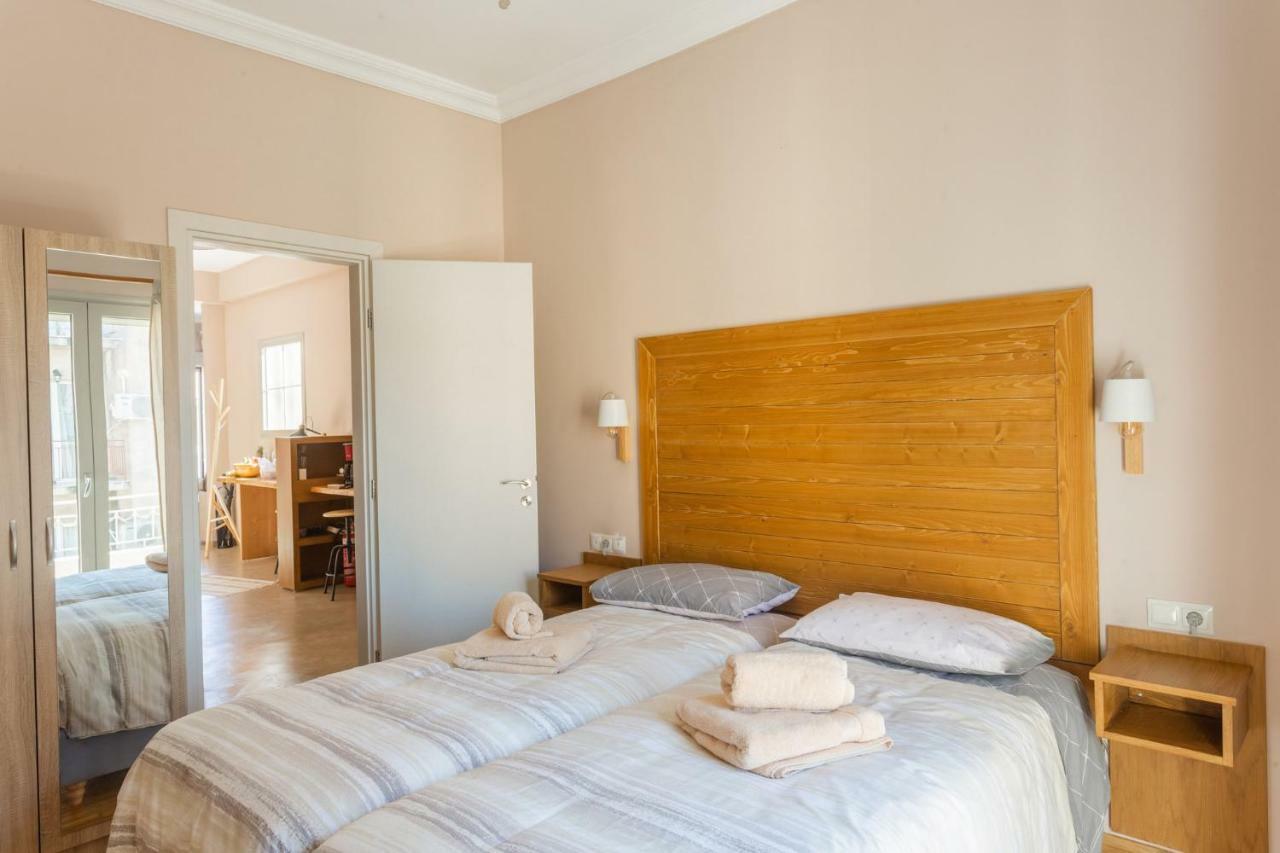 100M2 Luxury Apartment In The Heart Of Athens - Living Stone Emerald Bagian luar foto