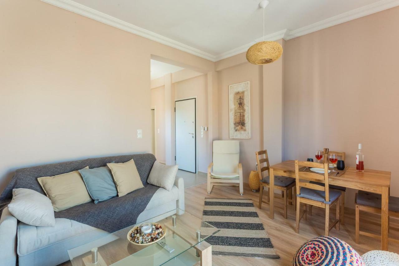 100M2 Luxury Apartment In The Heart Of Athens - Living Stone Emerald Bagian luar foto