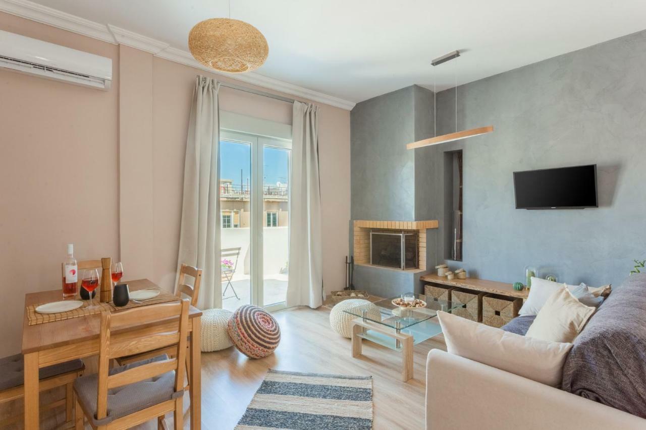 100M2 Luxury Apartment In The Heart Of Athens - Living Stone Emerald Bagian luar foto