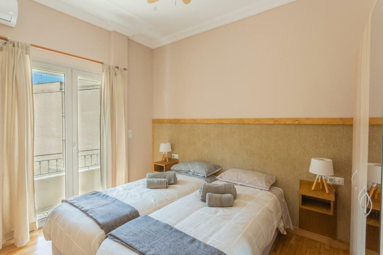 100M2 Luxury Apartment In The Heart Of Athens - Living Stone Emerald Bagian luar foto