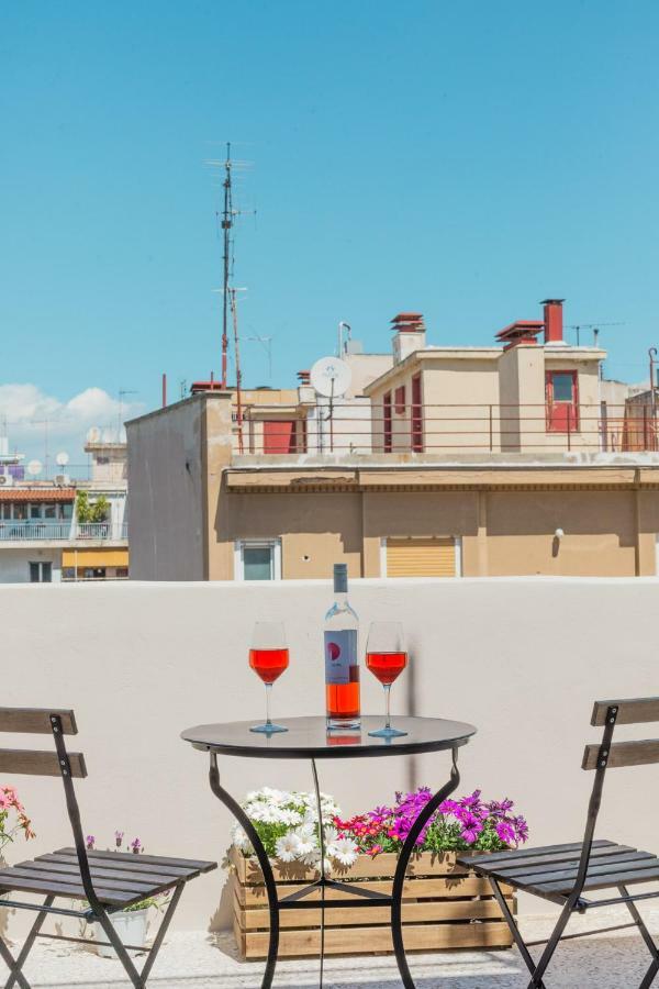 100M2 Luxury Apartment In The Heart Of Athens - Living Stone Emerald Bagian luar foto